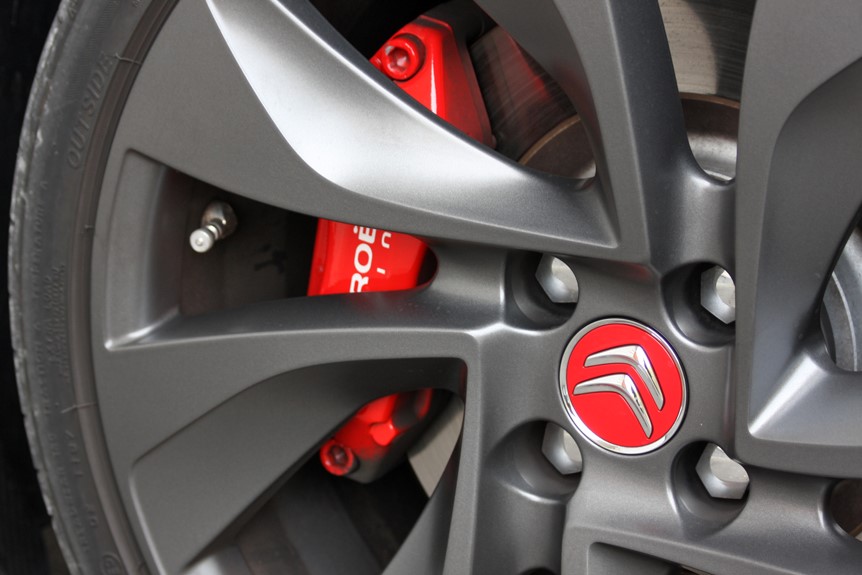 Citroen DS3 Racing Caliper.jpg